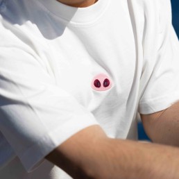 emoji beefbar t shirt