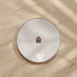 porcelain with a comporta cabin emoji